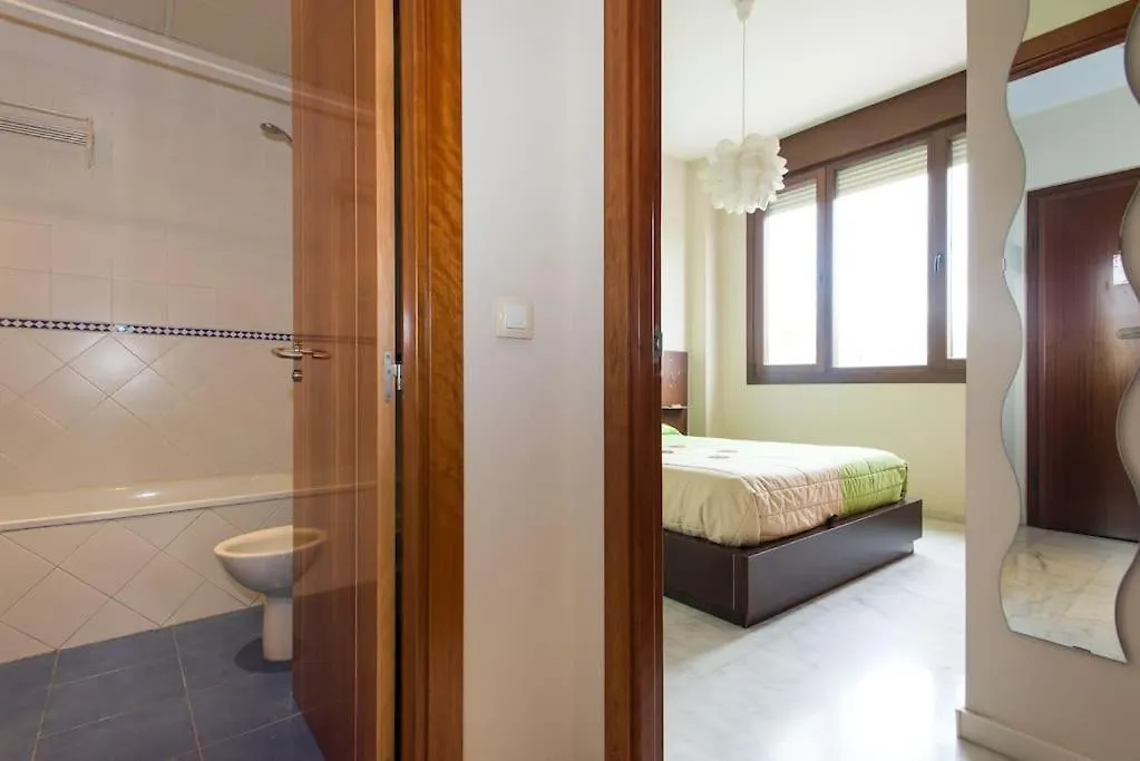 Fibes Con Parking Gratis Apartamento Sevilla Este
