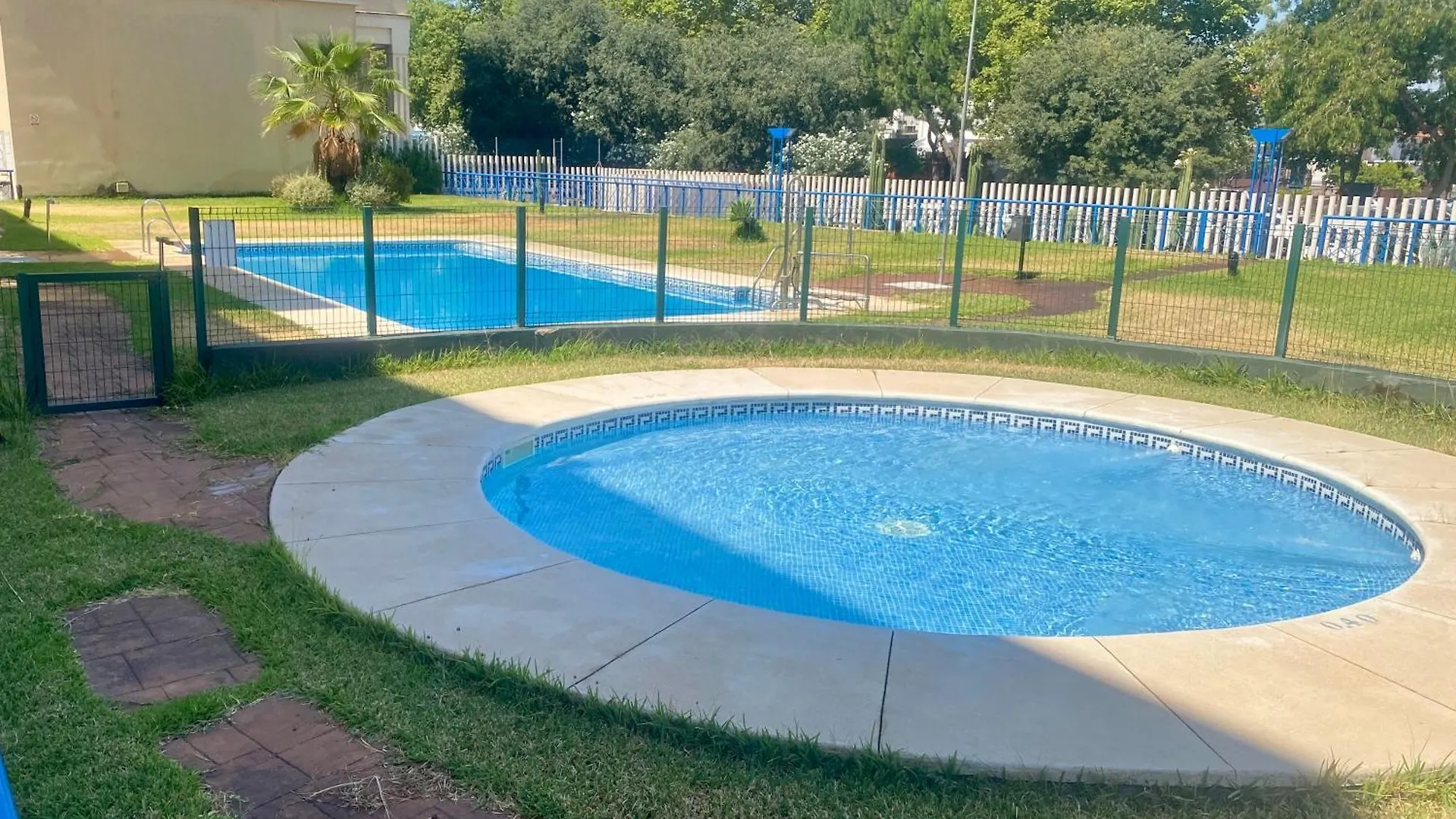 Fibes Con Parking Gratis Apartamento Sevilla Este Spain